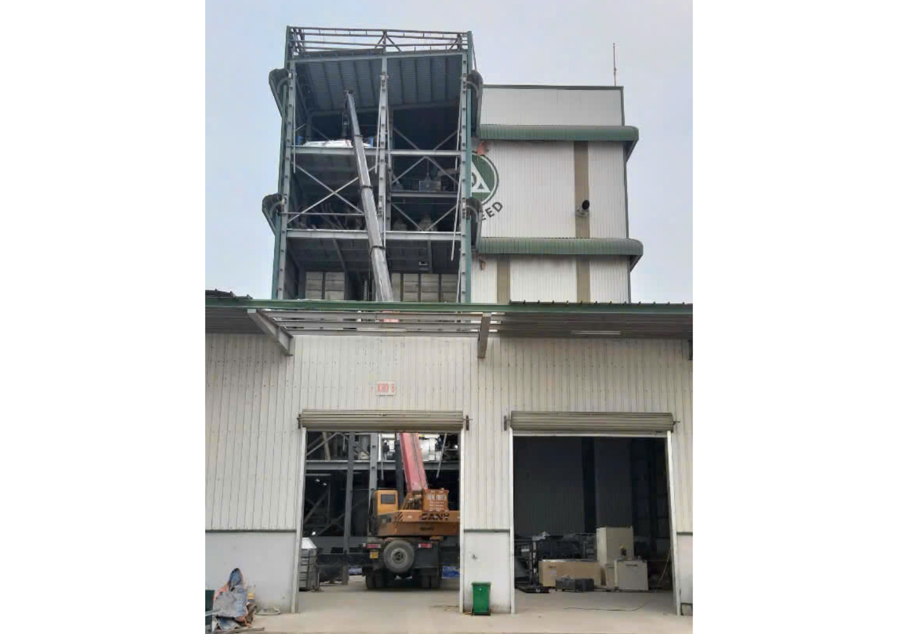 Toàn bộ quá trình thực thi của Tín Phát đều được thực hiện kỹ lưỡng, tỉ mỉ, tuân thủ tiêu chuẩn an toàn và được giám sát nghiêm ngặt.